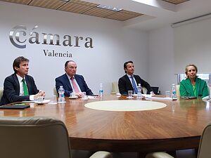 Fotonotica: La CEO d’Iberdrola España Ángeles Santamaría, ha mantingut hui una trobada amb empreses de Cambra València