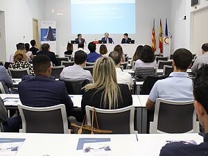 Una jornada celebrada en Cambra València explica els aspectes empresarials i legals de Metaverso i NFT